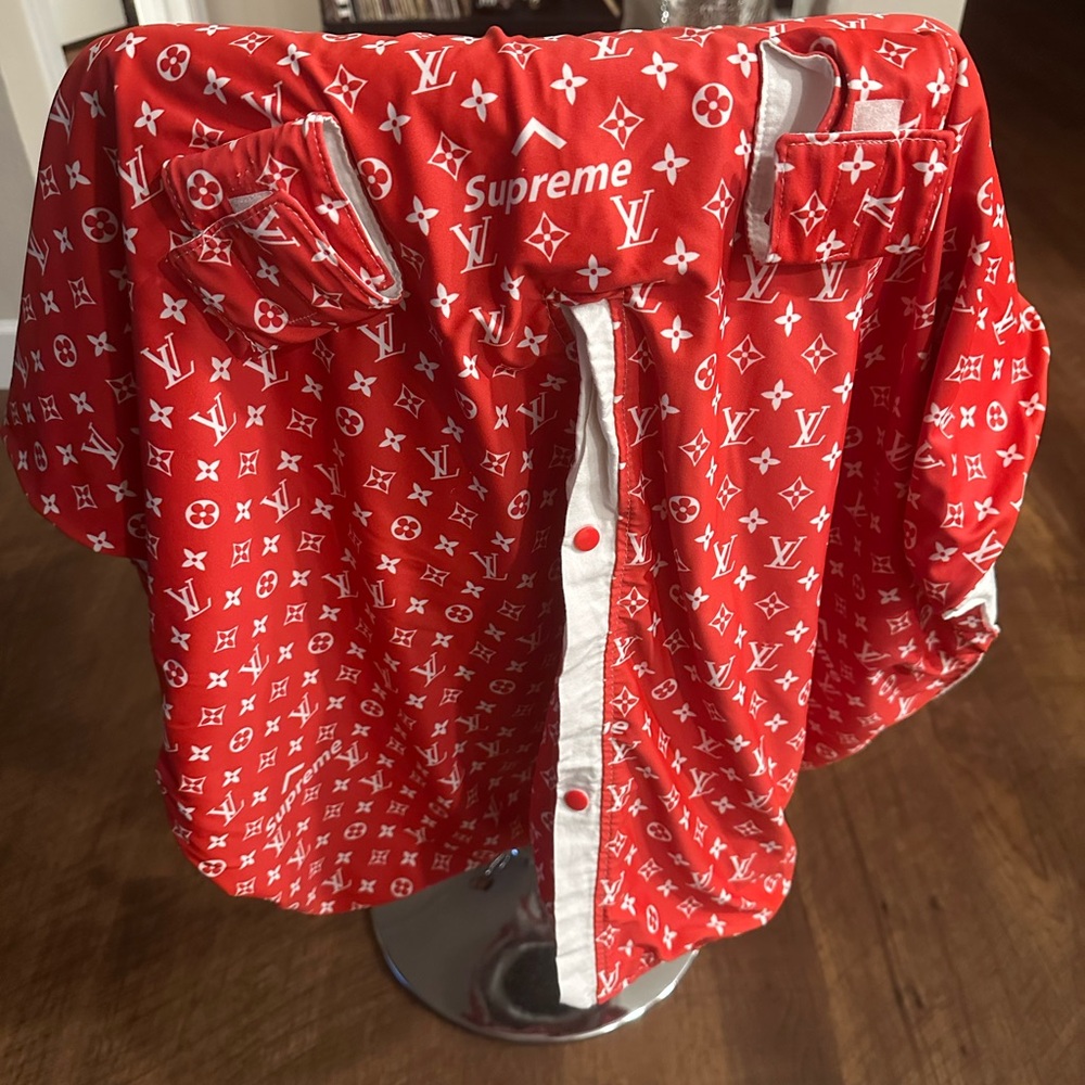 Baby car seat canopy cover Red white L and V printed